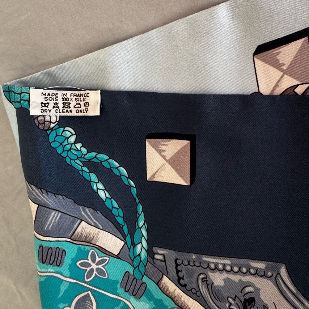 Hermes Blue silk Scarf Twilly - Picture 4 of 8